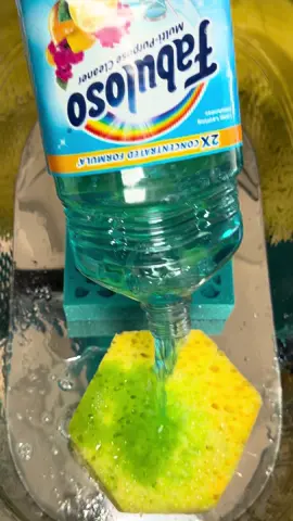 Controlled suds✨ The scent 10/10😮‍💨🩵 Thank you @BLAREZ for this pretty sponge🩵 Enjoy 🥰✨ ✨Tropical fabuloso ✨Lysol Pine ✨Pine & Laundry rinse mix ✨Pine o Pine Rinse ✨Hot water  #asmr #explorepage #instagood #sponge #pine #fyp 