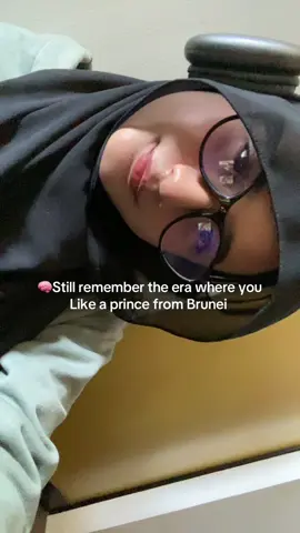 🙋🏻‍♀️I still remember that I used to make edit video about Prince Muntaqim and when I see the video again I was like “damn these videos are hella good🔥🔥lol” #fypage #fyp #viral #08 #brunei #princemuntaqim 