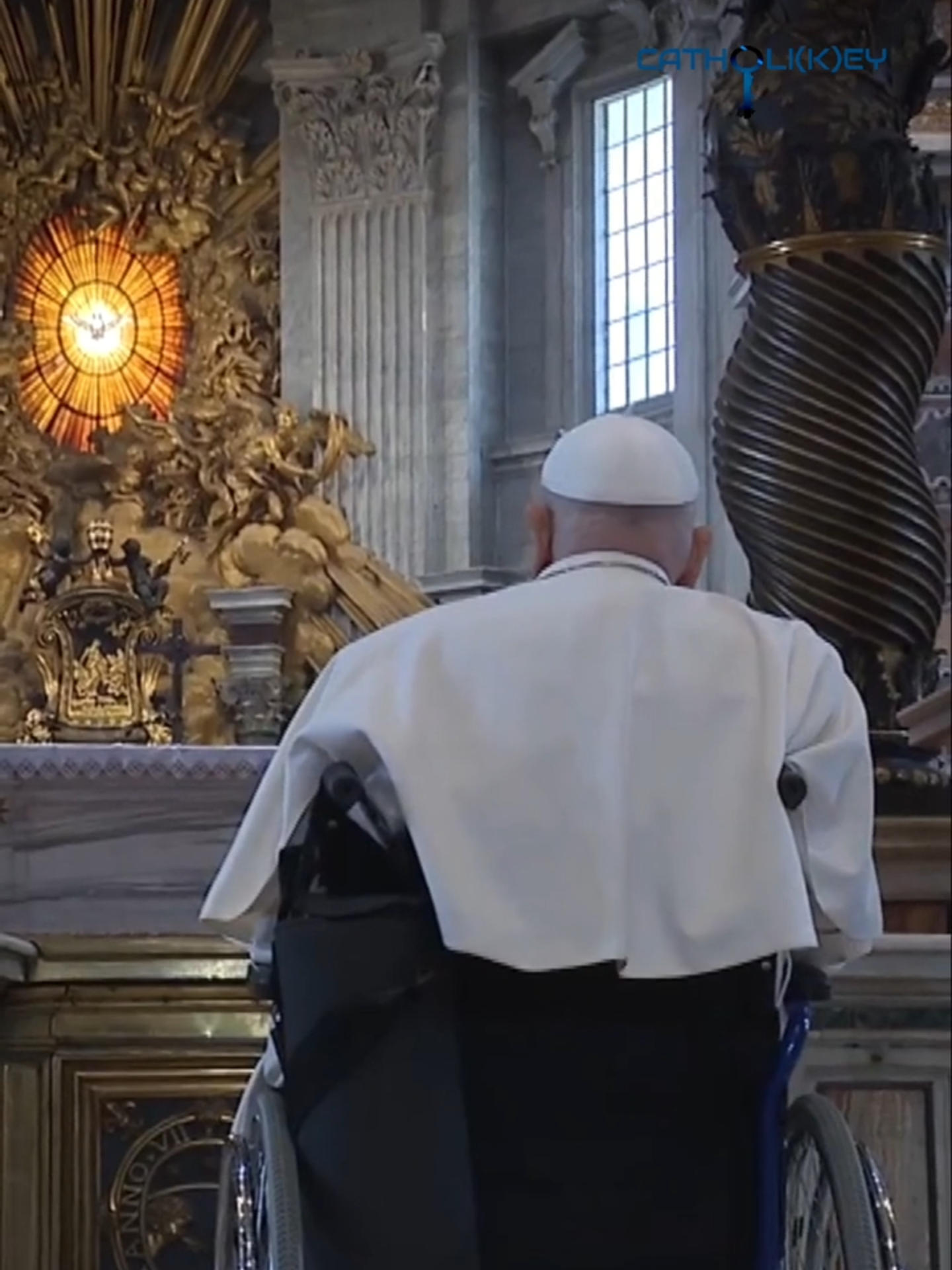 🎥 Video completo su YouTube - Sono trascrosi esattamente 4 mesi dalla morte di Papa Francesco. In questo video ripercorriamo con profonda commozione le ultime apparizioni pubbliche di #Francesco, #testimone instancabile del #Vangelo e padre spirituale di milioni di #fedeli in tutto il mondo.  Attraverso #immagini intense e cariche di significato, riviviamo gli ultimi momenti di Papa Francesco, avendo come filo conduttore le toccanti parole del Cardinale Kevin Farrell all'annuncio della #morte del #Pontefice avvenuta il 21 Aprile #2025 alle ore 7:35.   #papa #papafrancesco #vaticano #chiesa #news #nuovovideo #follow #perteeeeeeeeeee #youtubevideo #shorts #short #youtubeshorts #pope #popefrancis #papafrancisco #cristianesimo #catholikey #catholic