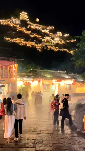 总要带心爱的人来一次望仙谷吧