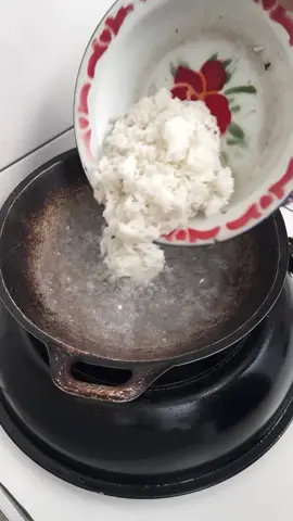 Sengaja sisain nasi gegara suami aku ketagihan sama pempek nasi sisa #masaksatset #pmccooking #pempeknasi #food #Recipe #familyfriendly