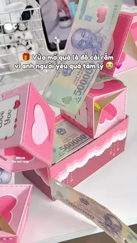 quà tặng người iu siu bất ngờ 💓 #quatang #quatangnguoiyeu #hopquabatnhay #hopquabay #blindbox #hopqua #unboxing #bimbriviu 