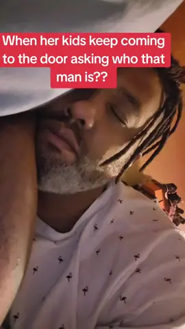 talking about he dont look like my daddy or that 
