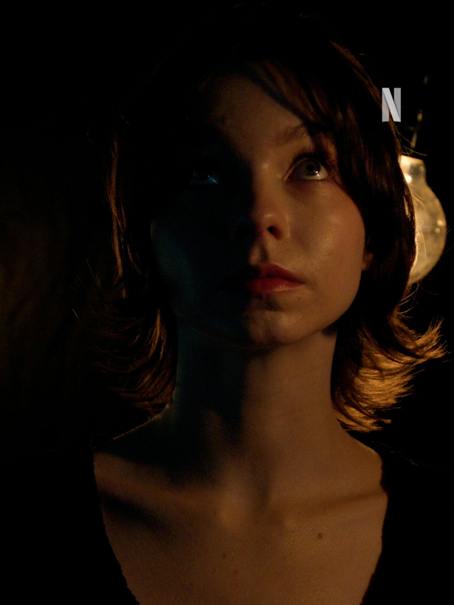 Toda luz esconde parte de su oscuridad #merlina #wednesday #series #netflixargentina #WednesdayNetflix