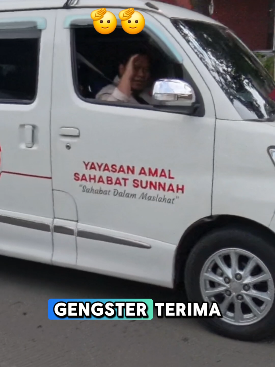 Jangan pernah lelah untuk berbuat kebaikan, karena kita tdk pernah tau perbuatan baik mana yg akan menolong kita nantinya🙏