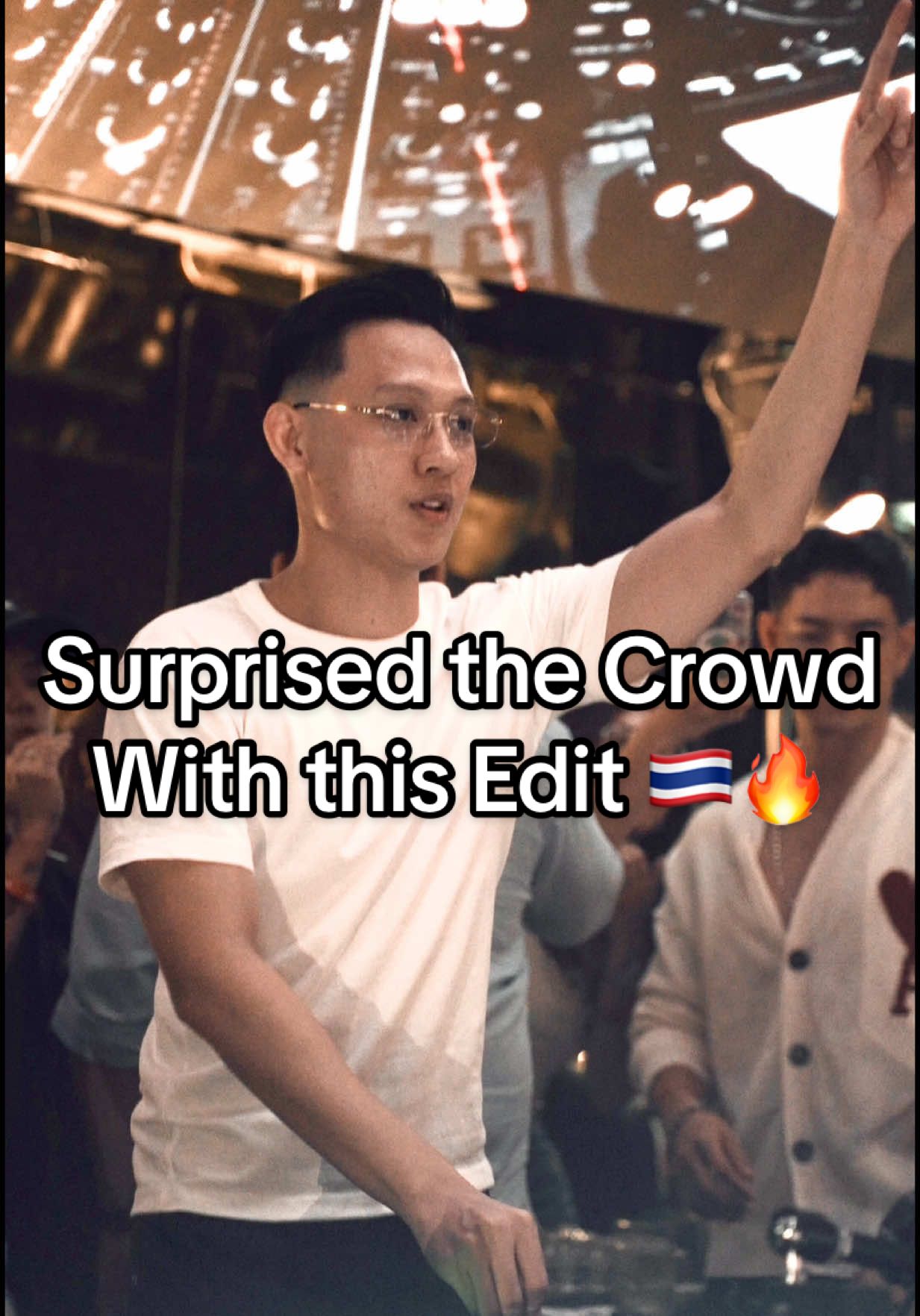 Phuket went crazy over this 🇹🇭🔥 #y3llo #phuket #thailand #bangkok #remix #edit #edm #rave #tomorrowlandthailand #edcthailand 
