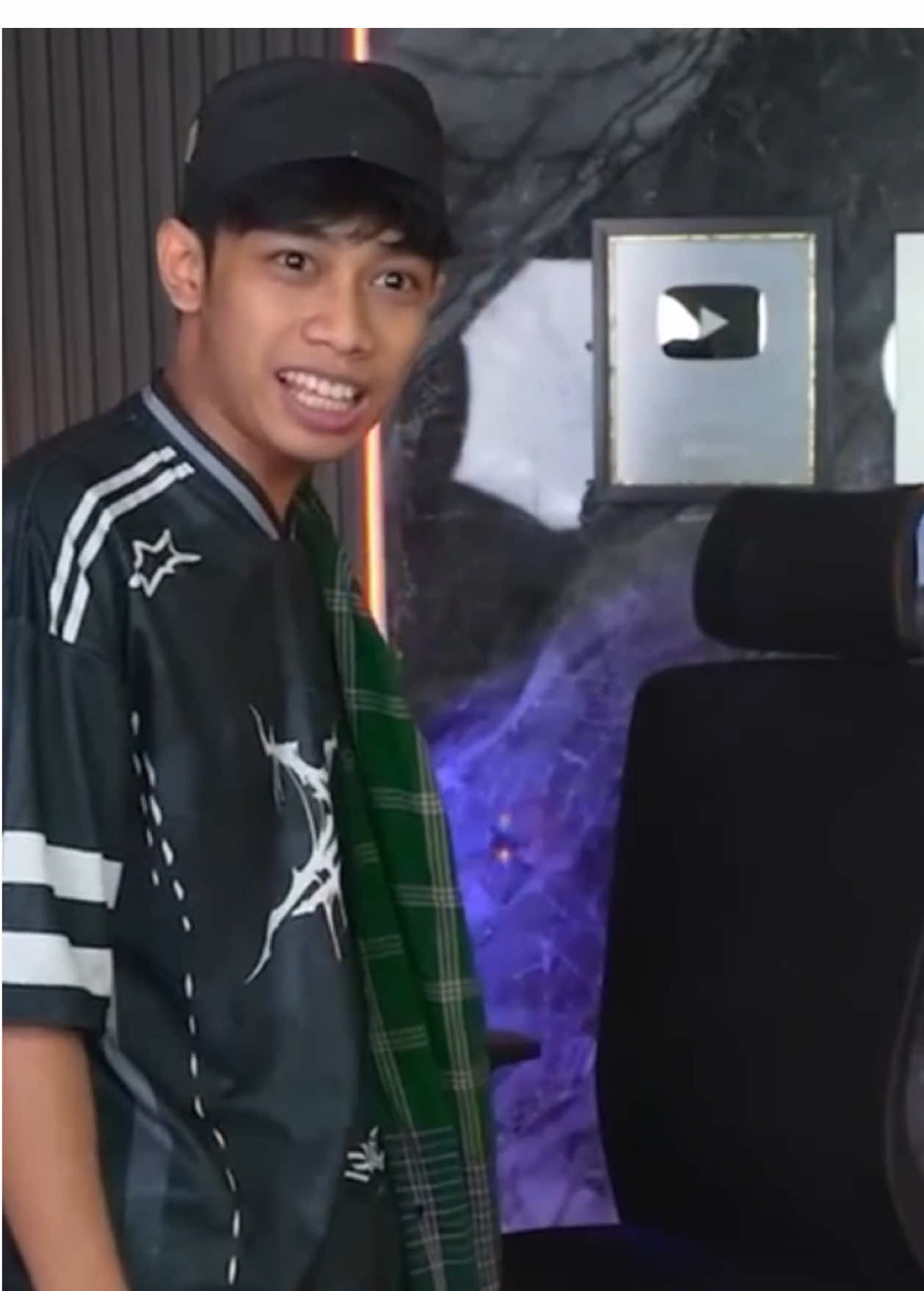 KESABARAN SETIPIS TISU DI SURUH JUALAN 😭😭@SupriadiBudiman_ 