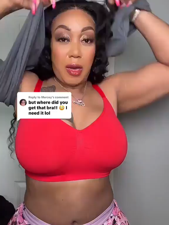 No wire bra  #bralette #wirefree  #feelingirl #bra  #braforlargechest #braforlargebust #minimizerbra  #outdoorfun  #tiktokshopcreatorpicks