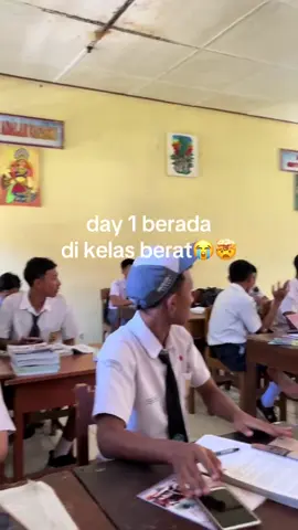 edisi salah masuk kelas😇@sagara #fyp #ambis #kelas #aktif 
