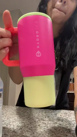 i'm too clumsy so this is perfect for me #fyp #tiktokshop #hydrojug #tiktokcreater 