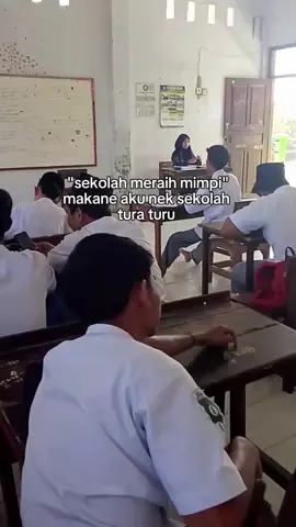 kondisi bangku belakang 🤙#foryoupage #trend #trending #fyppppppppppppppppppppppp 