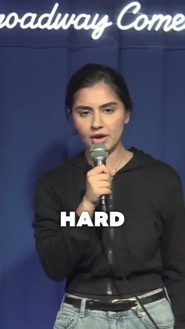 No lisps pls 😅 • • #standupcomedy #standupclips #standupcomedian #comedian #darkhumour 