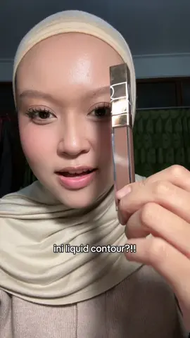 sejak kapan nars punya liquid contour?! #narsissist #narsindonesia @NARS Cosmetics 