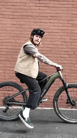 The Ramblas eMTB just got even faster—with the ability to adjust max pedal assist speed to 28mph. Whether you’re tearing up dirt or taking on daily commutes, Ramblas is ready to rip through it all.