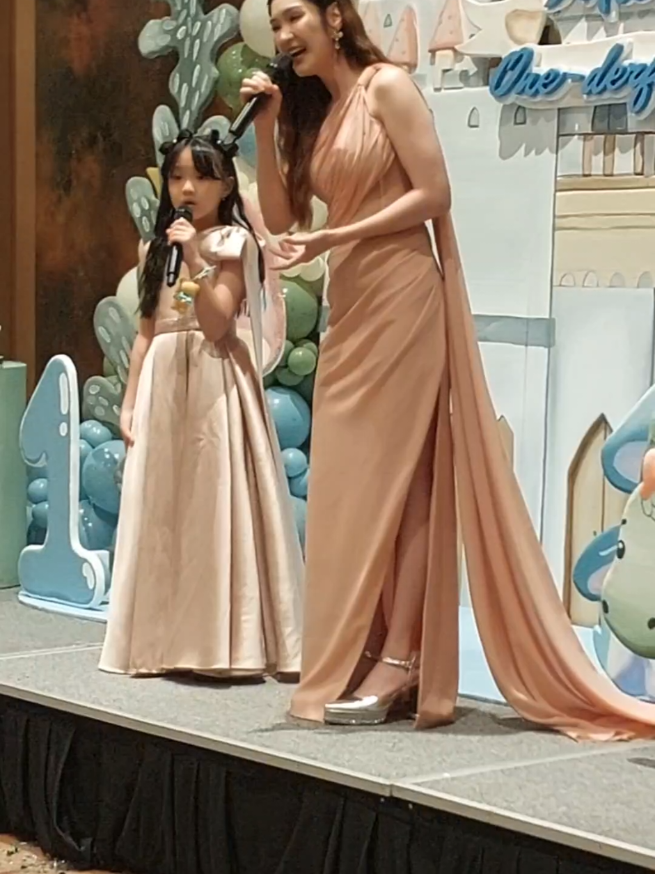 chan fu desy huang ft jolie  #desyhuang #hjm #huangjiamei #chanfu #搀扶 #birthday @Desyhuang 