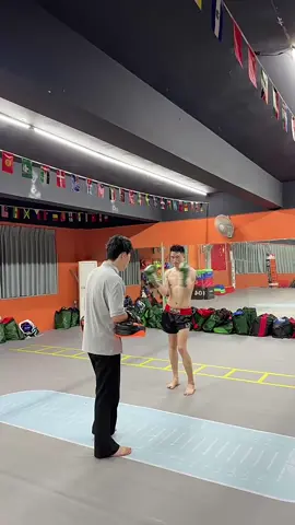 Tối xem cười diennn #muaythai #j4f #fyl 