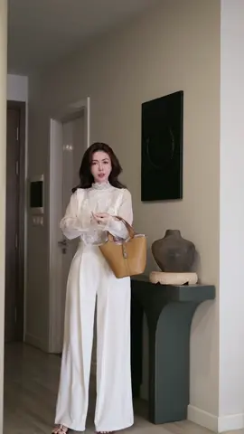 Xinh đẹp là ko giới hạn 🤭 #thoitrangcongso #OOTD #xuhuongtiktok #EMOL #ThanhlichcungEMOL 