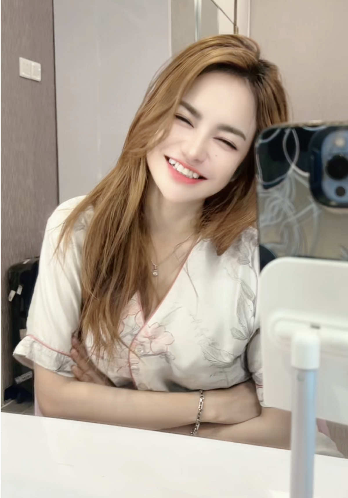 😆