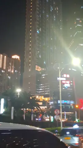 mentahan , suka ambil aja yah .  vibes jakarta  #foryou #view #jakarta #fyp #citylights 