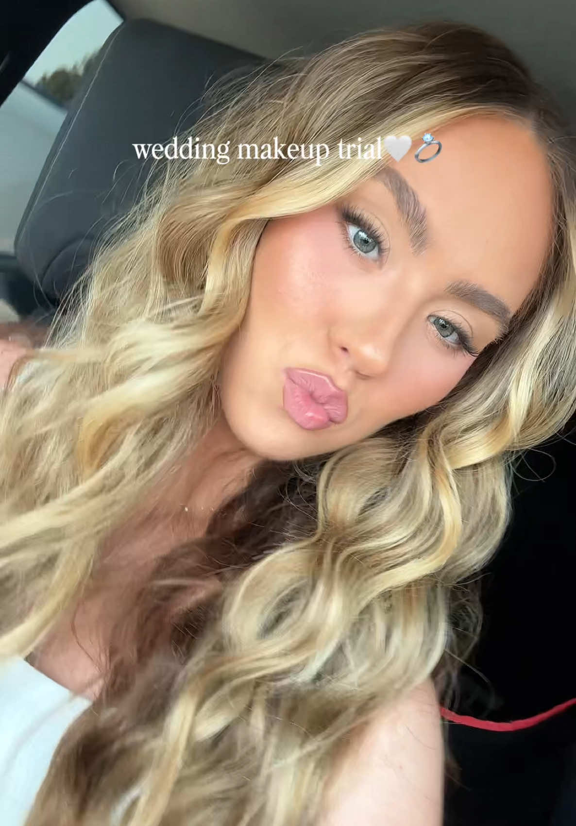 i can not get over this look🤭 @shelbyhenrymua  #makeup #wedding #weddingtiktok #bridalmakeup #fyp 