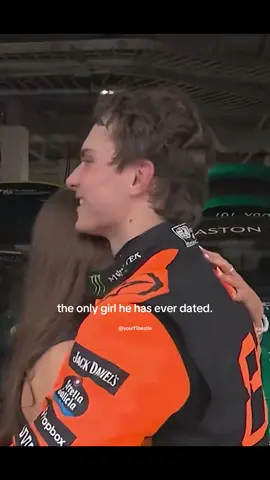 highschool lovers 💗 #lilyzneimer #lilyzneimeredit #oscarpiastri #oscarpiastriedit #f1 #formula1 #f1edit #f1tiktok #f1couple #couple #foryou #goviral #viral #fyp 