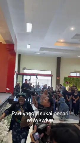 #promoseruweekend #promomakangajian #padahariini #ekspresikan2024 #euforia2025 #fypシ゚viral #lengsersunda #TikTokForYouStage #fypシ #fypdongggggggg #fypシ #berhasil 