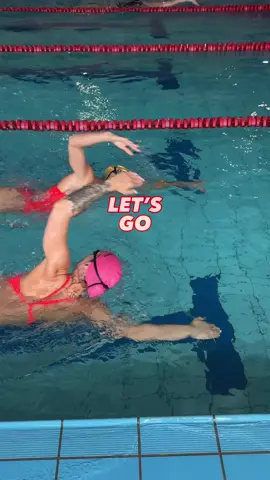 A Ty z kim lubisz trenować?🩷##swim #together #togetherisbetter #swimmingpool #swimsuit #machy 