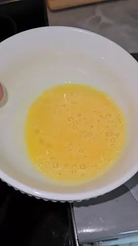 eggs never stick when using the glide method on a steel pan