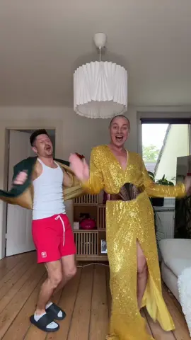 Я козачка твоя @Сергій Клименко 💃💃 #космовлад #кайфую #танцюю #queertiktok #лгбт 
