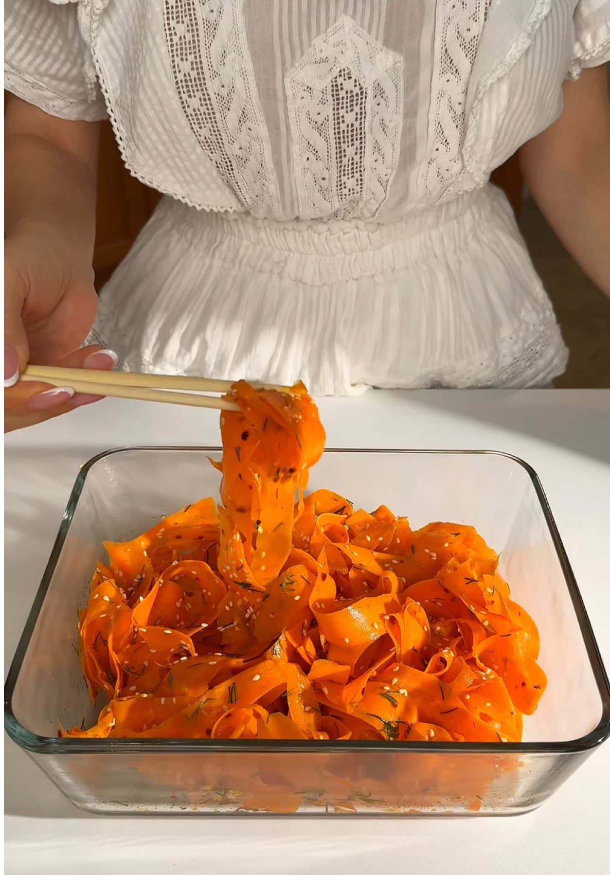 Spicy Carrot Ribbon Salad for Skin Glow & Weight Loss (158 Calories | Rich in Vitamin A + Skin Glow Boost) A crunchy, tangy, and slightly spicy carrot salad made with chili crunch oil, fresh dill, and sesame seeds—perfect for satisfying savory cravings without the heavy calories. Like, comment and follow for more 🤗🌸🌱 🛒 Ingredients (Serves 4) 	•	6 carrots, thinly sliced into ribbons 	•	1 tbsp apple cider vinegar 	•	1 tbsp chili crunch oil 	•	2 tbsp avocado oil 	•	1 garlic clove, minced 	•	Juice of 1 lime 	•	1 tsp ground coriander 	•	2 tbsp sesame seeds 	•	1 tbsp fresh dill, chopped 👩‍🍳 Instructions  1️⃣ Using a vegetable peeler, slice carrots into long, thin ribbons.  2️⃣ Place carrots in a large mixing bowl or container.  3️⃣ Add apple cider vinegar, chili crunch oil, avocado oil, minced garlic, lime juice, coriander, sesame seeds, and dill.  4️⃣ Toss well until carrots are fully coated.  5️⃣ Let marinate for 10–15 minutes for deeper flavor or serve immediately. 🌟 Benefits of This Dish 	•	Weight Loss Friendly – Low in calories but high in fiber to keep you full. 	•	Craving Control – Chili crunch oil and tangy vinegar satisfy savory snack cravings. 	•	Skin Glow – Carrots are packed with beta-carotene for radiant skin. 	•	Anti-Inflammatory – Garlic, dill, and sesame seeds add antioxidants and minerals. 📦 Storage Tips 	•	Store in an airtight container in the fridge for up to 3 days. 	•	For best texture, add sesame seeds and fresh dill right before serving. #CarrotSalad #WeightLossRecipe #LowCalorieMeal #HealthySalad #MealPrepIdeas #CleanEating #FiberRichMeal #GlowingSkinRecipe #SpicySalad #EasyHealthyRecipes