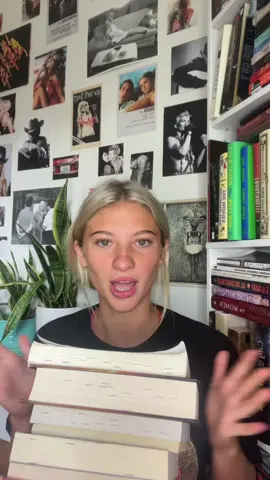 JULY READING WRAP-UP woo hoooooo #BookTok #reading #fantasy #books #litfic 