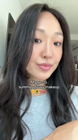 This + NYC humidity will give you the best summer glow 😗  @Purcell facial mist  @Kosas brow pencil  @Rare Beauty brow gel  @Iconic London primer  @Poom Cosmetics foundation 200 @Tower 28 Beauty concealer  @Fenty Beauty contour stick  @makeupbymario blush- just peachy  @rhode skin blush-tan line + sprinkle @YSL Beauty eyeshadow  @클리오 찐 mascara  @Saie blush brush  @롬앤 romand lip gloss almond rose  @EADEM Le Chou Chou butter mochi @chanel.beauty baume- transparent  #Summer #makeup #glow #fyp #makeuptutorial #nyc #humidity #glowy #skincare 