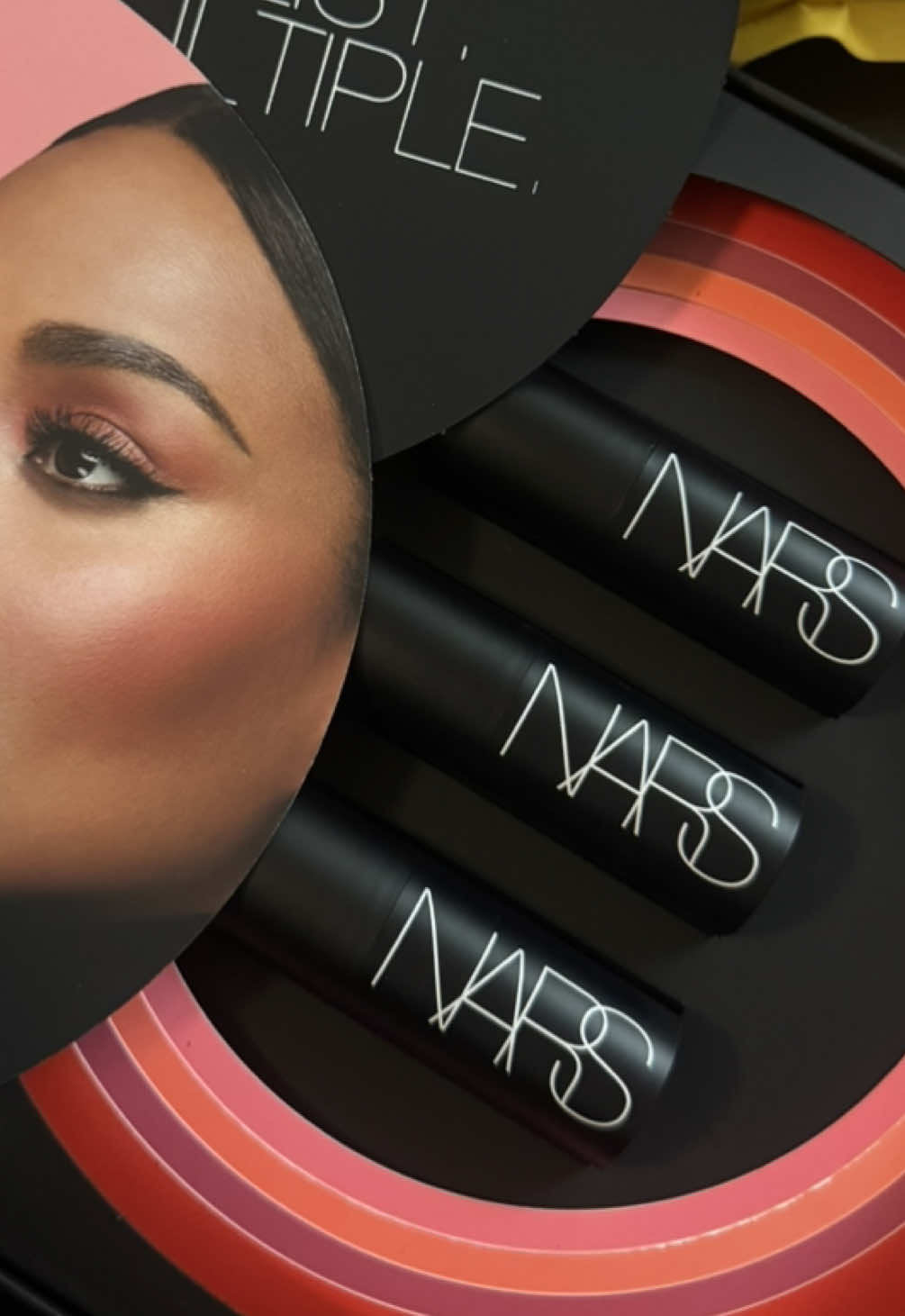These @NARS Cosmetics blushes might have become some of my new favorites. They blend like a dream !  #nars #narsblush #blush #blushhack #blushes #makeup #newmakeup #fyp 