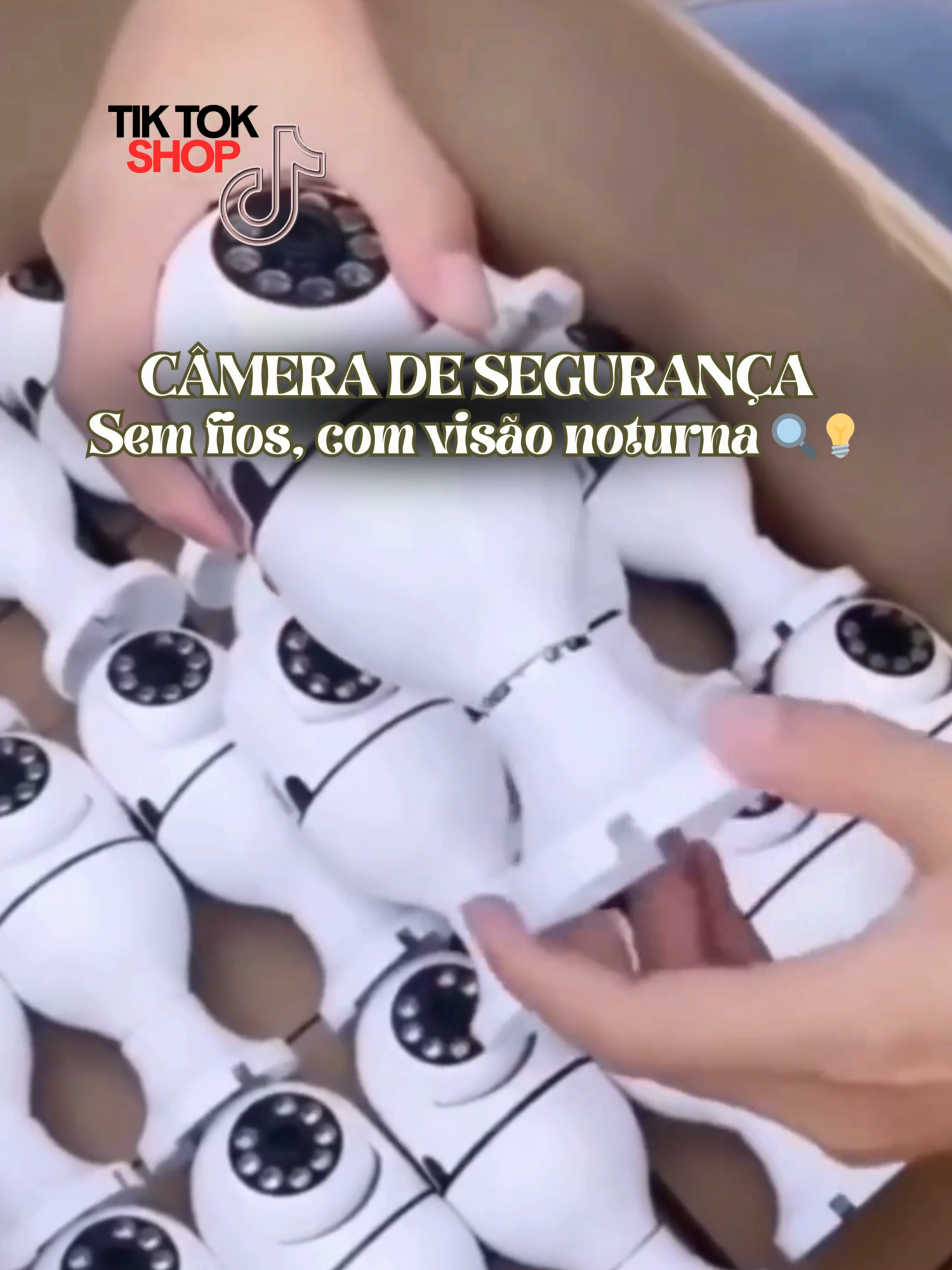 🔐 Câmera Wi-Fi 360º com Encaixe no Bocal da Lâmpada! Monitore sua casa direto do celular com essa câmera de segurança prática, discreta e eficiente! Basta rosquear no bocal E27 e conectar ao Wi-Fi 2.4Ghz. Ela oferece visão noturna, áudio bidirecional, detecção de movimento e gravação em cartão de memória (não incluso). Controle total via app! 📌 Siga @decorconceito para mais achadinhos úteis e práticos! 🔗 Link no vídeo — aproveita enquanto ainda tem disponível! #tiktokshopchegou #tiktokshop #tiktokshopbrasil #cameradeseguranca #segurançaresidencial #tecnologiaútil #videomonitoramento #achadinhos #segurança #promoção #produtosvirais #baratinhos