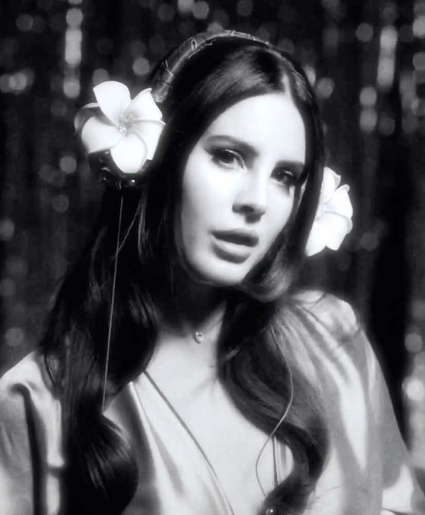 #LANADELREY — music to watch boys to. :: ib/rm:@𝔥𝔲𝔤𝔬 🦇 scp:@dar ❦ [cc: me] | #lanadelrey #lanadelreyedit #fypシ #vsp #viral #lanadelreytok #lanadelreyaesthetic | Lana Del Rey edit.
