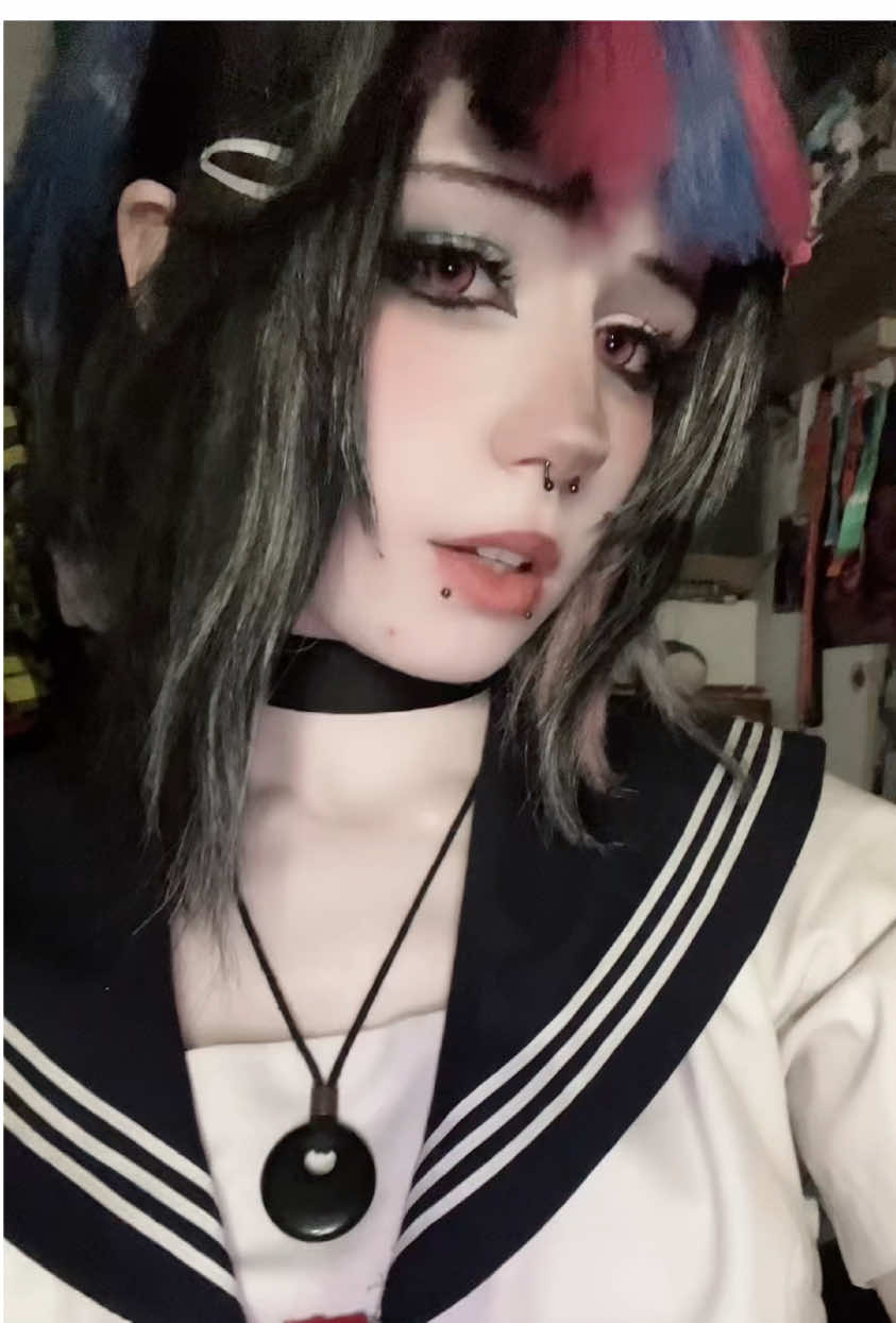 idk if i should cosplay pearl or rui  #ibukimioda #ibukimiodacosplay #danganronpa #danganronpacosplay #cosplay #femboy #mlm 