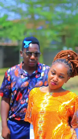 ✅🤚Who do you this is a drama queen between the two girls😅😅@boboh❤️ @Darlene💙 #ronafro #ronafrofamily📺 #queensofronafro 