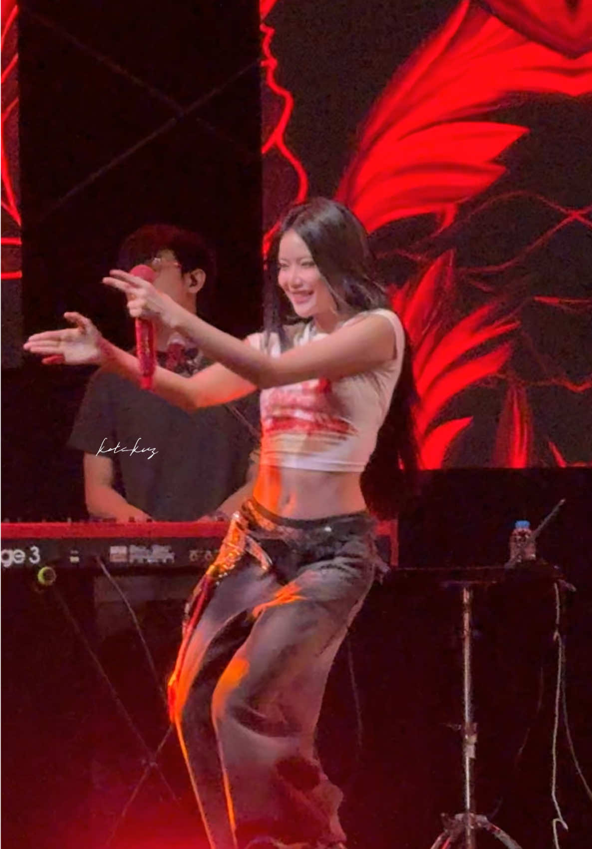 ชีพี่มิ้นกับสีแดงน่ะเหรอ ของคู่กันๆๆๆ❤️‍🔥❤️‍🔥 #mabelz_pixxie #pixxie #LOVEiSCAMPUSTOUR #LOVEiSCAMPUSTOURxPiXXiE