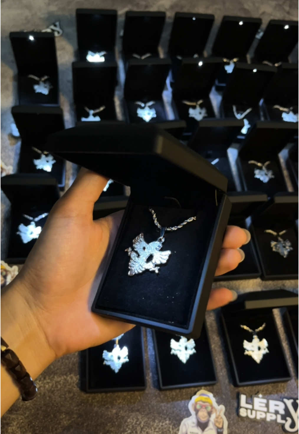rare item neclace callexsnsb 🥵⁉️ @CALLE x @snsbworld  Ready stock di kita! #calle #callexsnsb #snsb #kalcer #kalung #fyp 