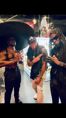 💆🏾‍♂️ @Kofi kingston @Method man  #MethodMan 