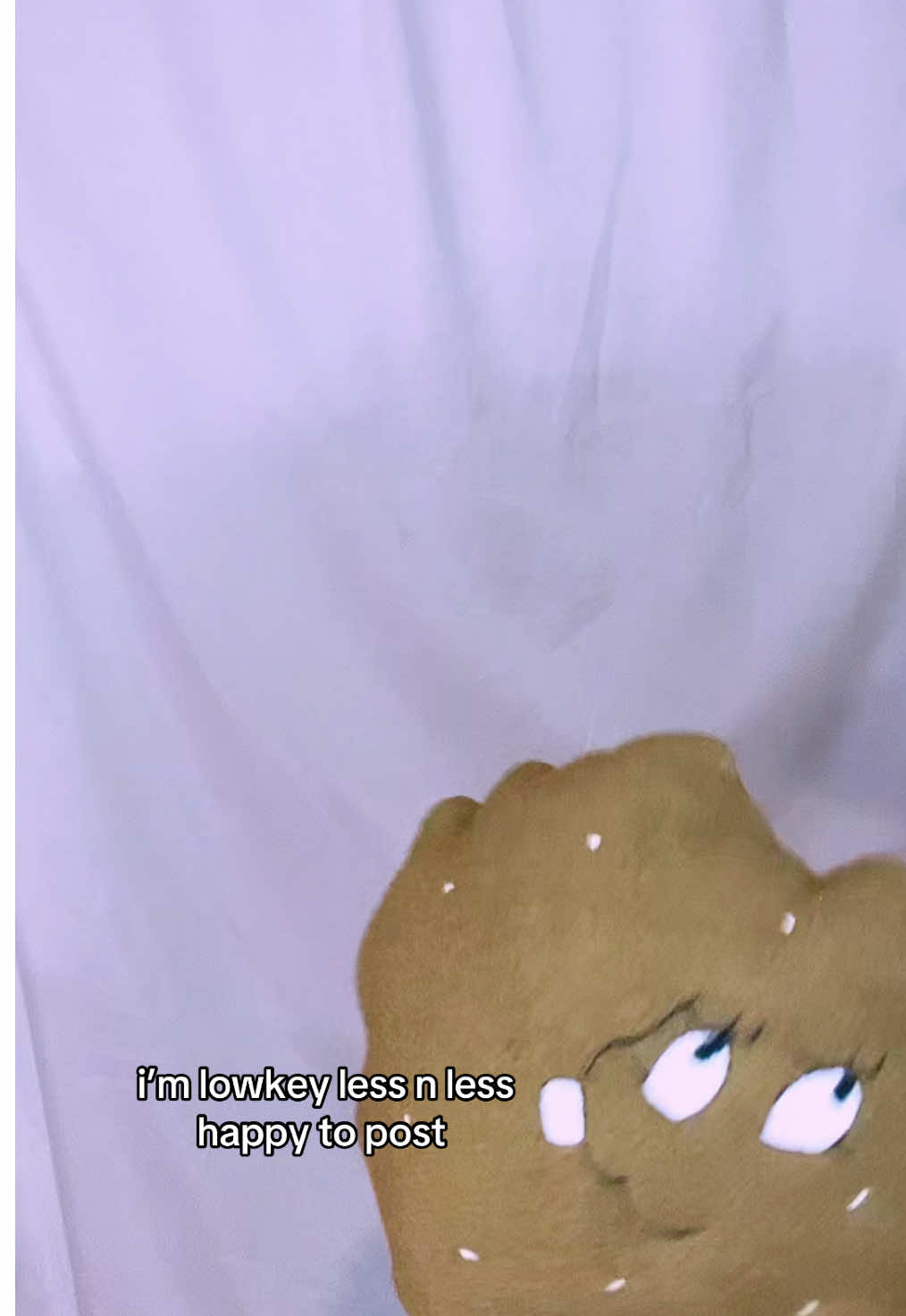 l do cosplays that aren’t remotely sexual such as guys and i get weird comments i do girls and the comments r worse treating me like im js a character and not a person like why when you dm me do you think im some prostitute bruh