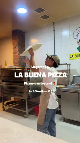 Las mejores pizzas de V.E.S 🍕👀❤️ Ir es toda una experiencia que no te puedes perder! SORTEO: Gana un almuerzo o cena para 2 🫶🏻 Sigue los pasos que están en mi Ig @allisonhorna.lafoodie  #fy #peru #pizzas #pizzeria #labuenapizza #villaelsalvador 