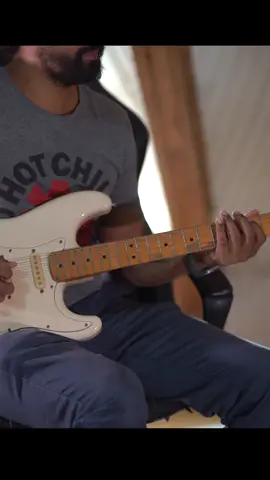 Zouk Retro, qui peut me donner le nom? #zouk #guitar #top #antilles #africanmusic #90skids 