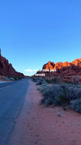 Worth the 45 minute ride from Las Vegas! #nevada #lasvegas #valleyoffirestatepark #Hiking #travel 