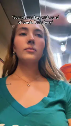 It’s always the walk in #universalexperience #serverlife #servertiktok #restaurant #imjustagirl 