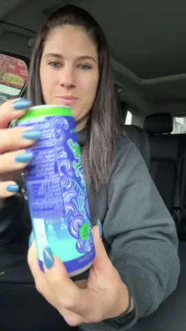 I give the #witchsbrew a 9/10 because you can’t beat the #cottoncandy #alani I said why I said 🤣 it would be really good for a day you kind of want something sweet but don’t want the calories. If you’ve tried it what did you think?? 🤣 #alaninu #alaninumomedition #ad #alanireview #fyp 