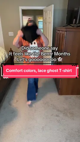 Absolutely feeling the cutsie Halloween vibe this year 🧡#cutehalloweentshirts #halloween #halloween2025 #LaceGhostShirt #ComfortColors #HalloweenShirt #tiktokshopcreatorpicks #backtoschool 
