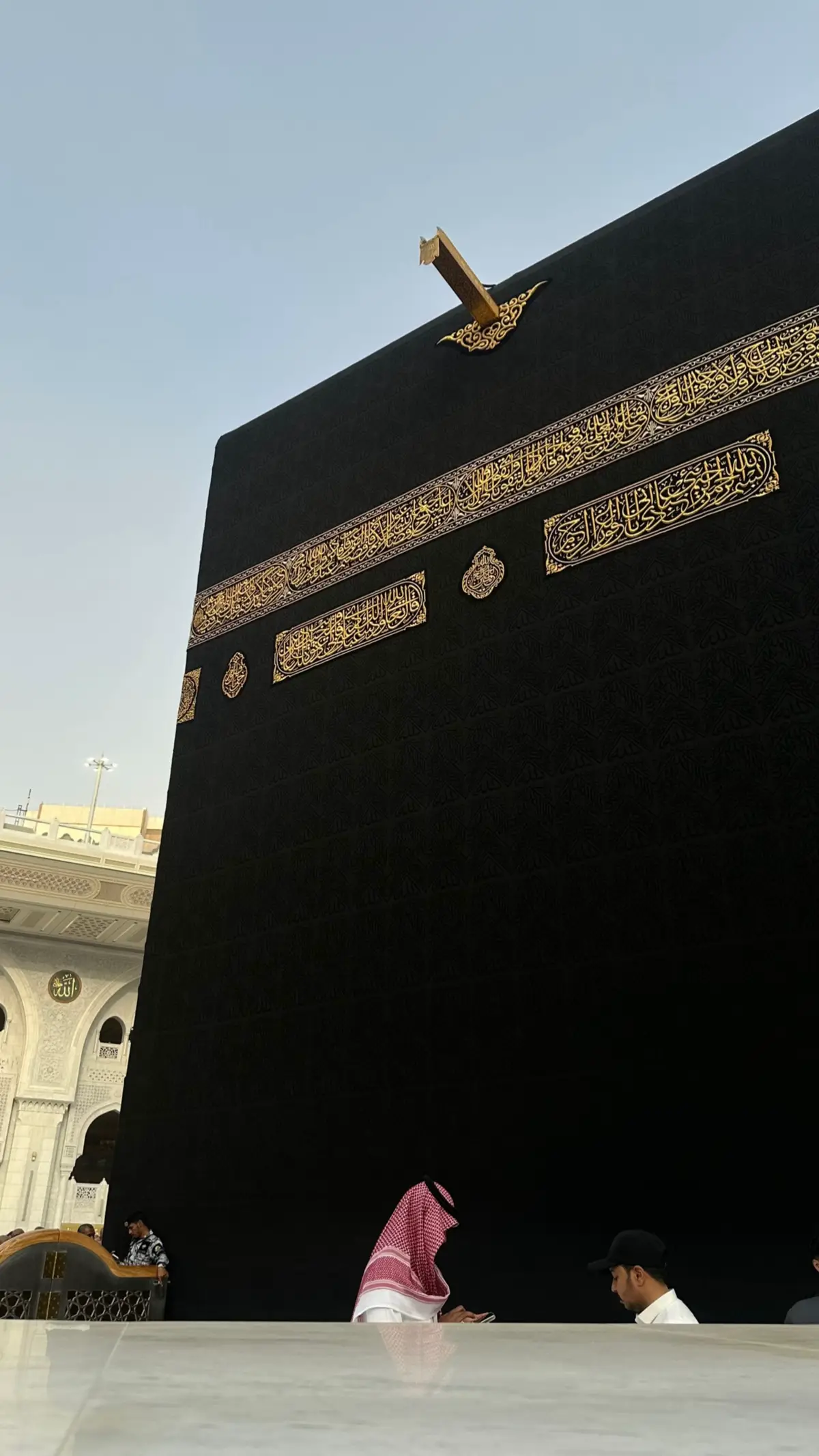 Take me back again and again ya rabb 🥺🤲🏻🤍 #makkahmadinah🕋 #umroh2025 #fy 