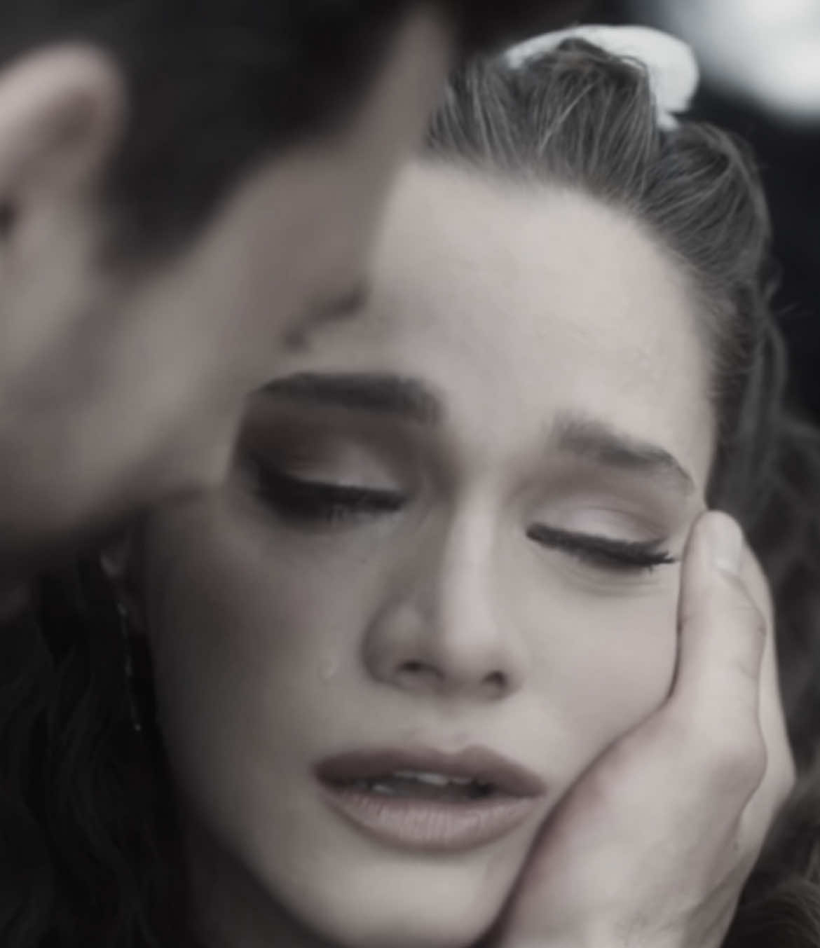“Hayat sensin” 💔 — #foryoupagе #turkishseries #hudutsuzsevdadizi #kesfet #miraydaner #denizcanaktas #turkishdizi #halilibrahimkarasu #zeynepleto #fyp #viral 