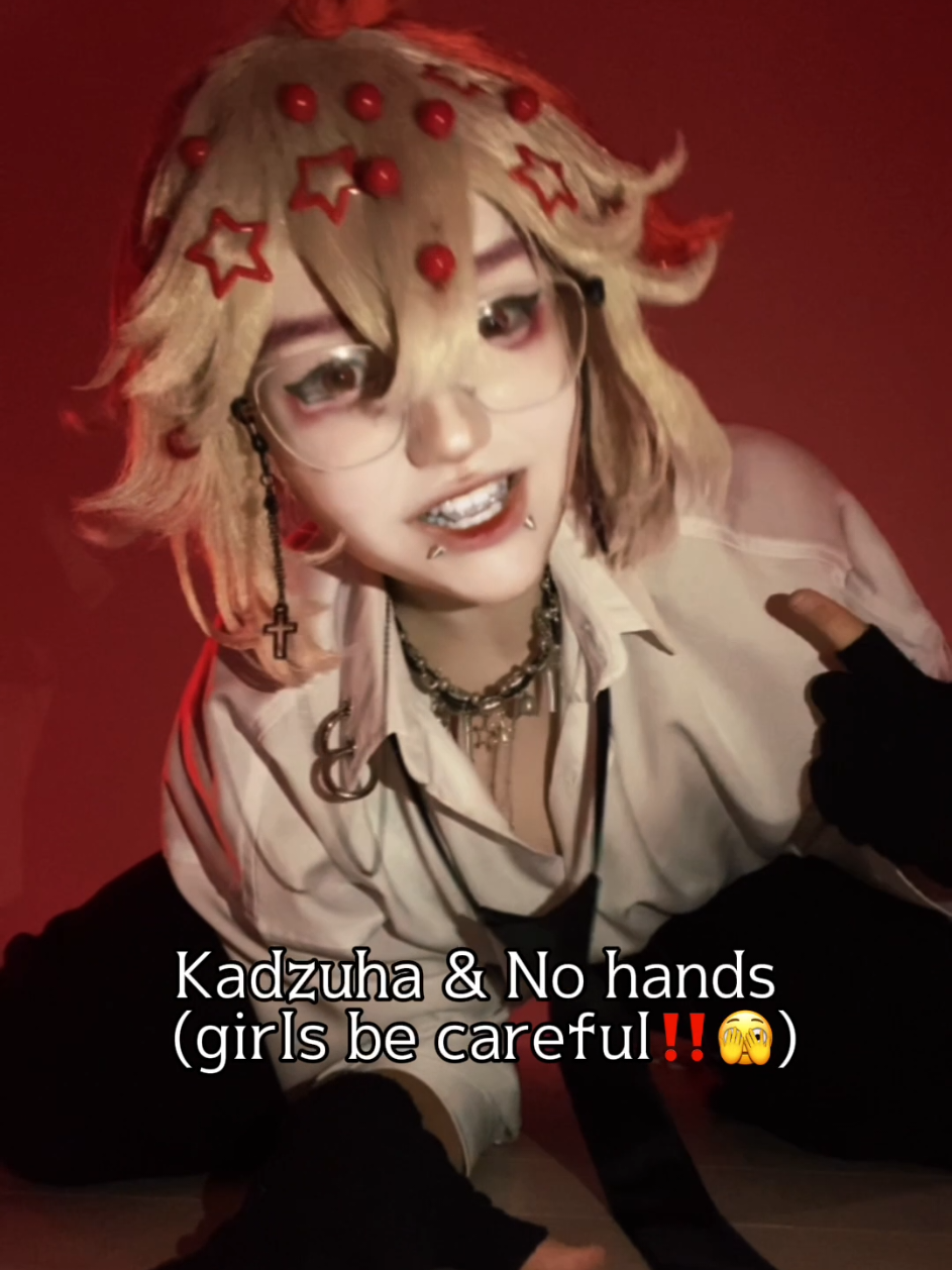 GIRLS BE CAREFUL❗#kazuha #kazuhagenshinimpact #cosplay #cosplayer #fentysuperbrandday #genshin #GenshinImpact #genshincosplay #character #かずは #原神 #コスプレ #recomendation #推奨事項 #dance #trend #chinese #japanese#nohands#trendingtiktok 